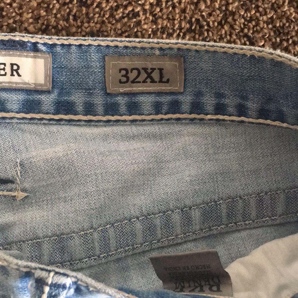 Buckle Jeans(men’s) - Picture 2 of 2